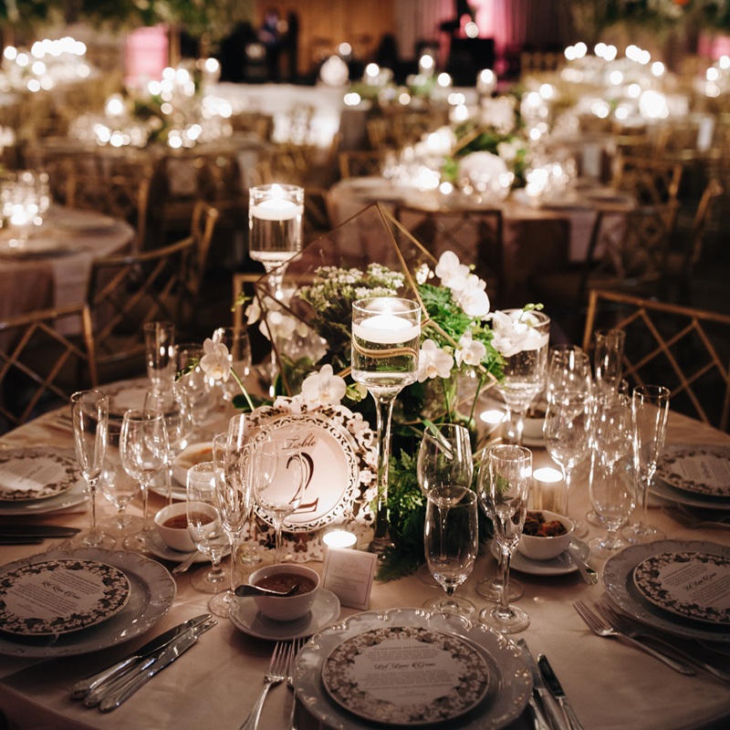 Amaizing setting of tableware and appliances in some romantic pl